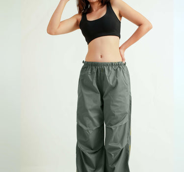 Burger Parachute Pants (Dark Olive Grey) For Women