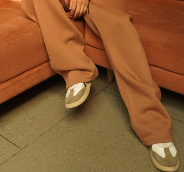 Mocha Mousse : Fat Pants For Men and Women