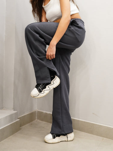Berlin lounge side slit sweatpants