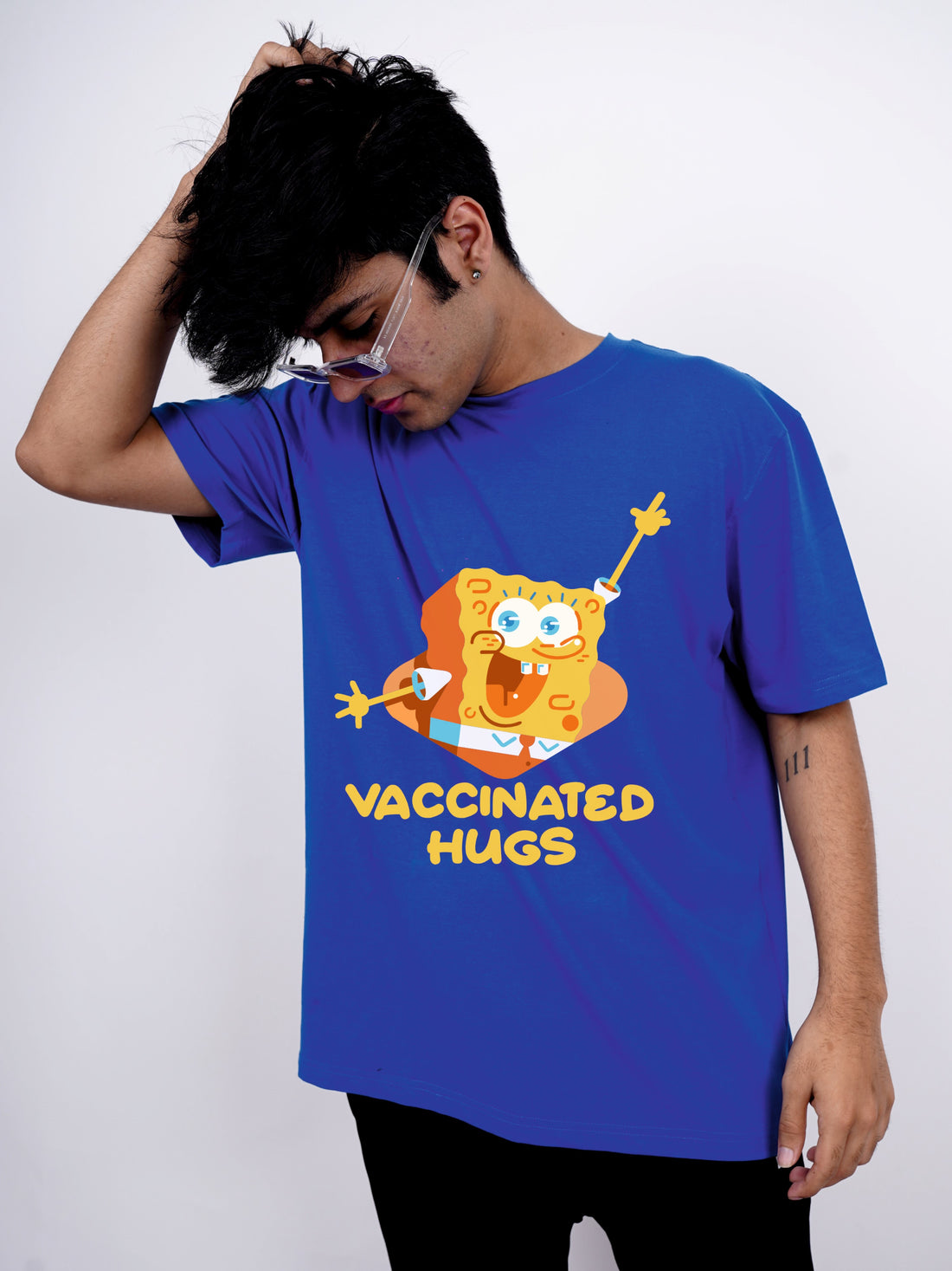 SpoongeBob Vaccinated Hugs - Burger Bae Oversized Unisex Tee