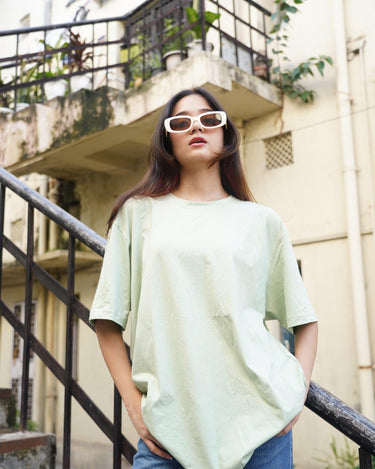 Basic Oversized Tee (T-shirt) Oversized T-shirt Burger Bae 