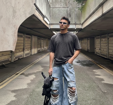 Acid Wash Drop Sleeved Tee