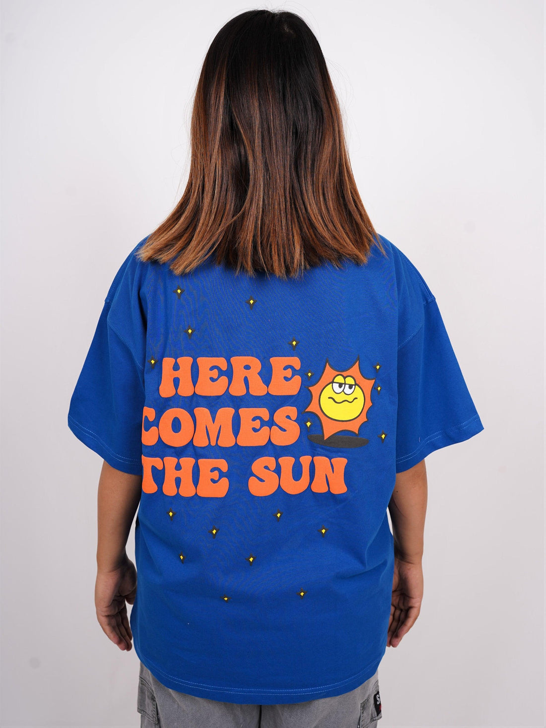 Here Comes The Sun Drop-Sleeved Tee (T-shirt) - BurgerBae