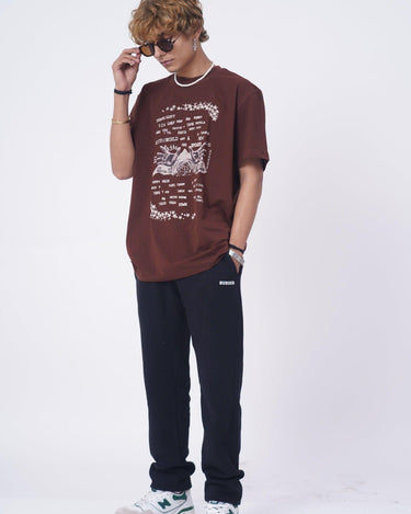 Travis Scott Astro World Oversized Tee (T-shirt) For Men Oversized T-shirt Burger Bae Free Size Coffee Brown 